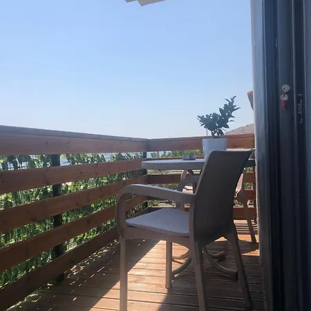 Mona's Sarandë
