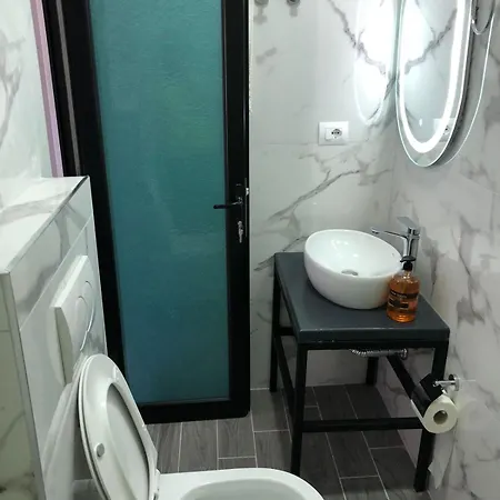 Guest house Mona's Sarande