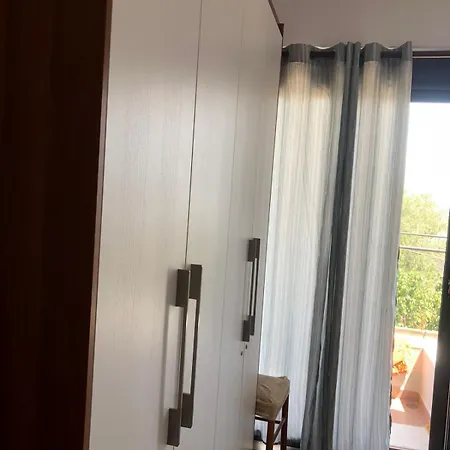 Guest house Mona's Sarande