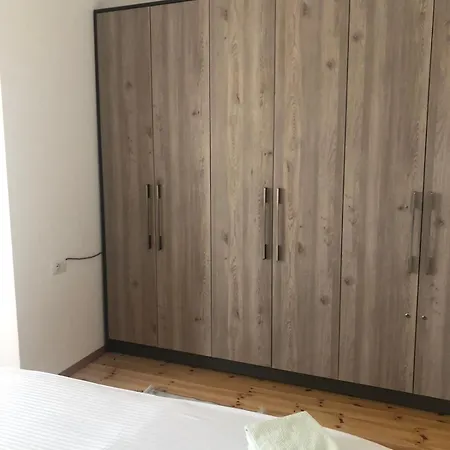 Mona's Gæstehus 3*